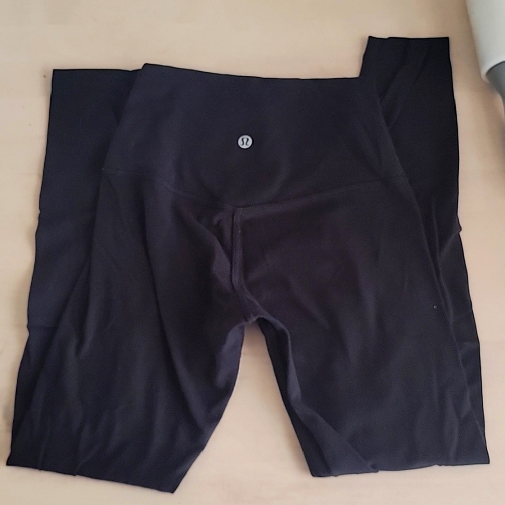 Lululemon leggings.